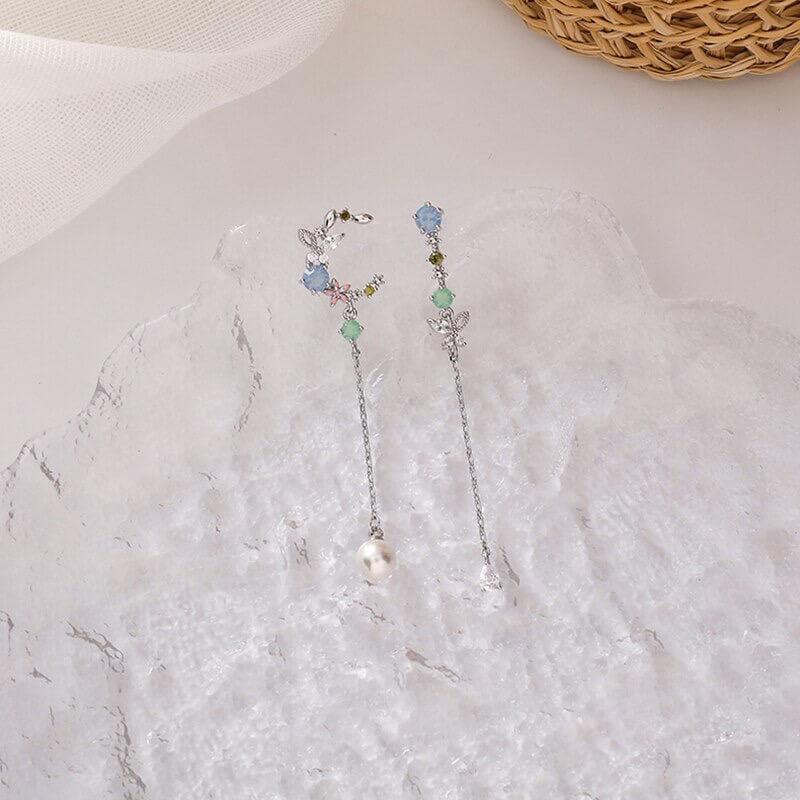 White Tanuki Blue / Standard Delicate Moonlight Earrings
