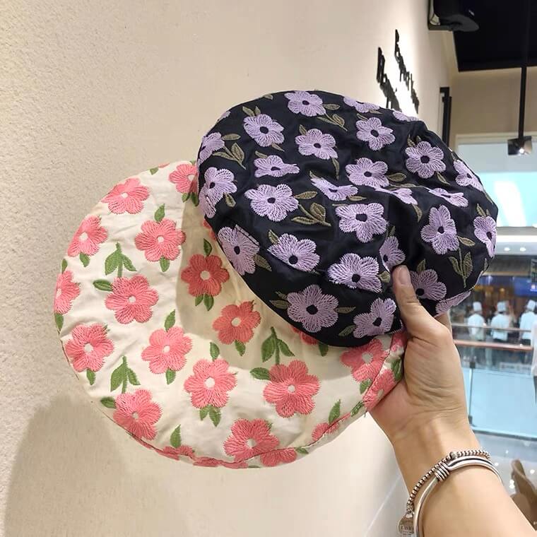 White Tanuki Purple Embroidered Floral Beret