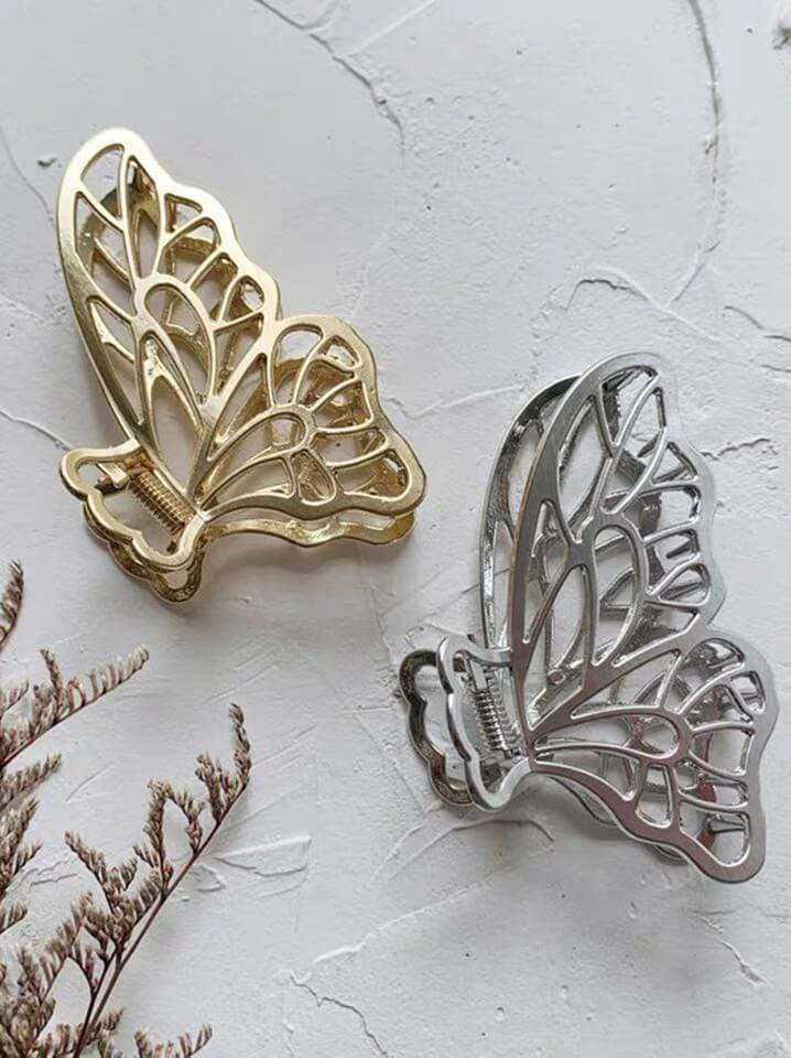 White Tanuki Complex Silver Hollow Butterfly Hair Clips