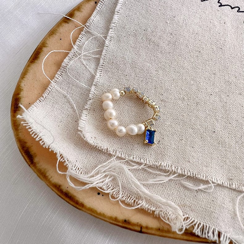 White Tanuki Gem and Pearls Ring