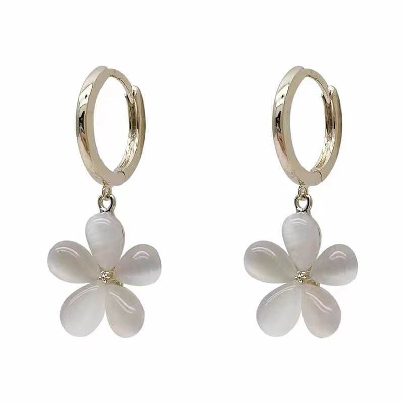 White Tanuki Mini Floral Earrings