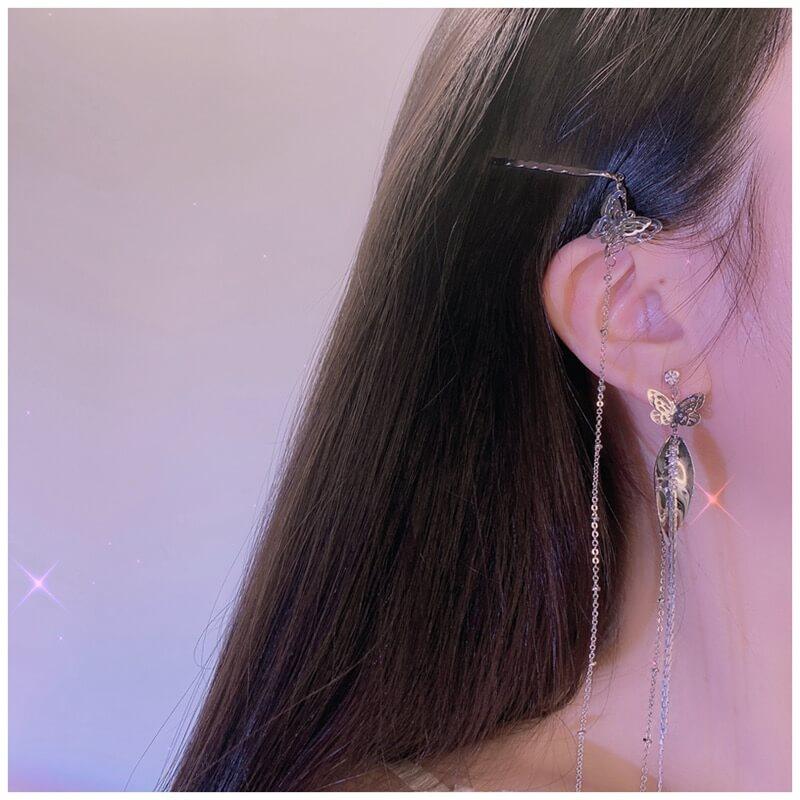 White Tanuki 不对称款（S925银针） Silver Butterfly Earrings