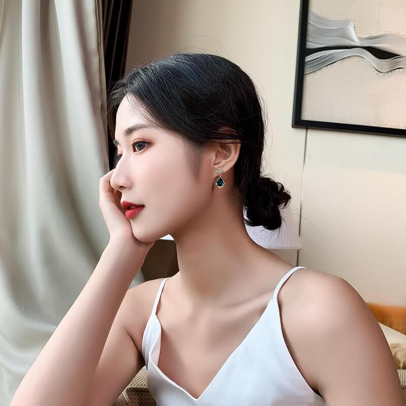 White Tanuki Sea Queen Earrings