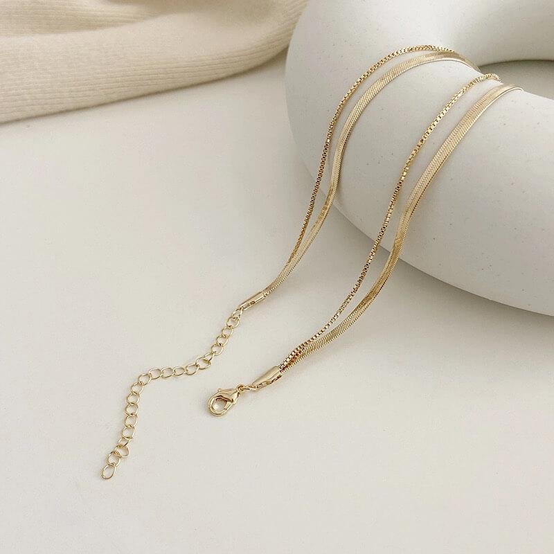 White Tanuki Simple Layered Necklace