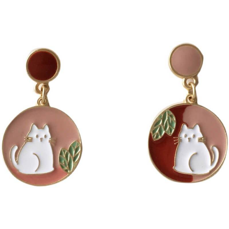 送料無料 いくらから Spring Neko Earrings | White Tanuki イヤリング・ノンホールピアス